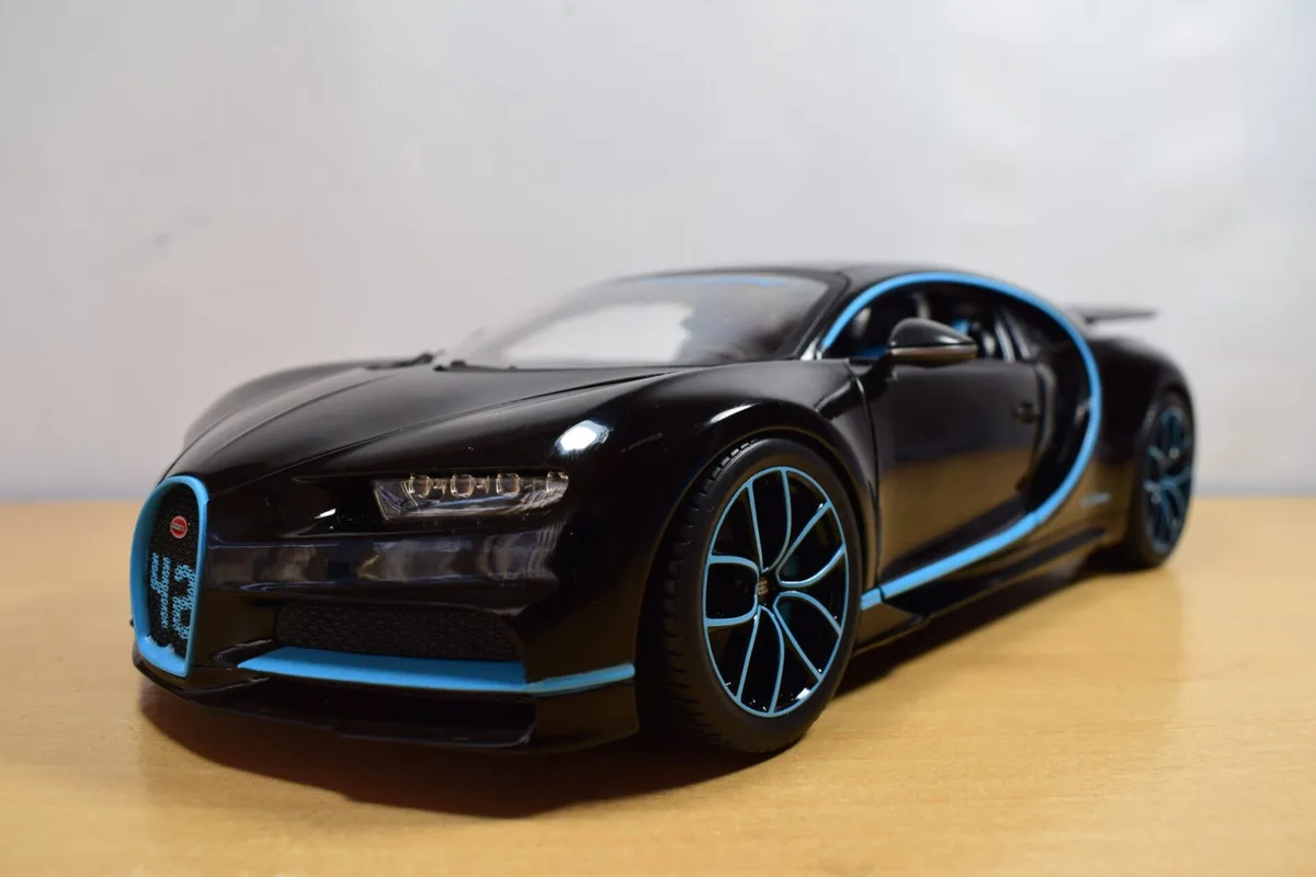 AUTO BUGATTI CHIRON