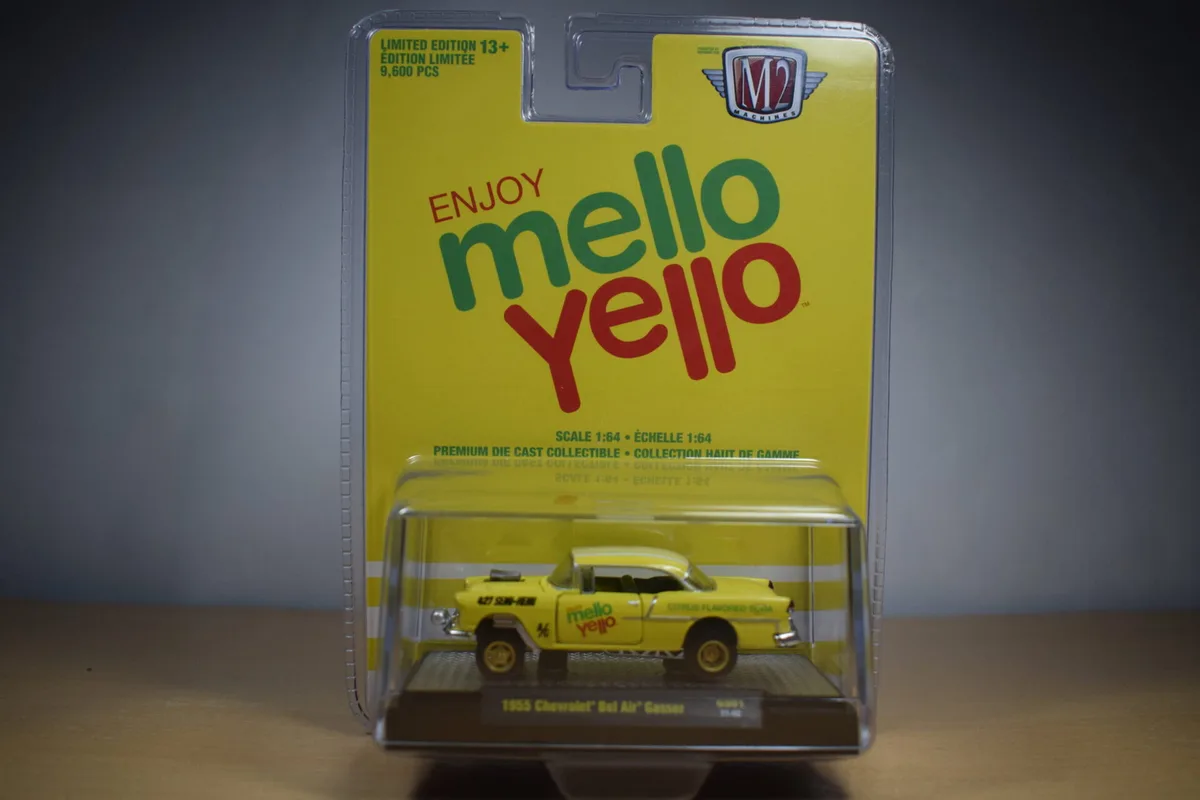 AUTO CHEVROLET BEL AIR GASSER 1955 DE MELO YELLO