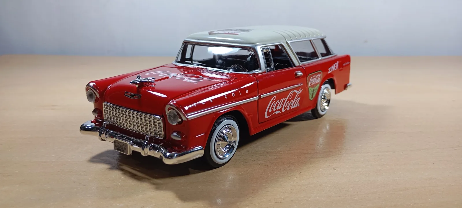 AUTO CHEVROLET BEL AIR NOMAD 1955 DE COCA COLA