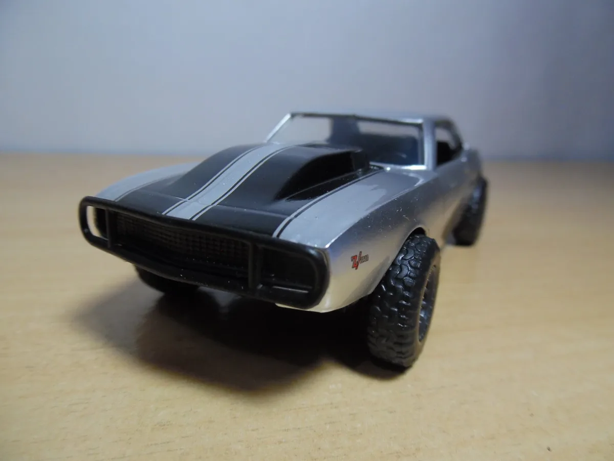 AUTO  CHEVROLET CHEVY CAMARO DE LOS RAPIDOS Y FURIOSOS