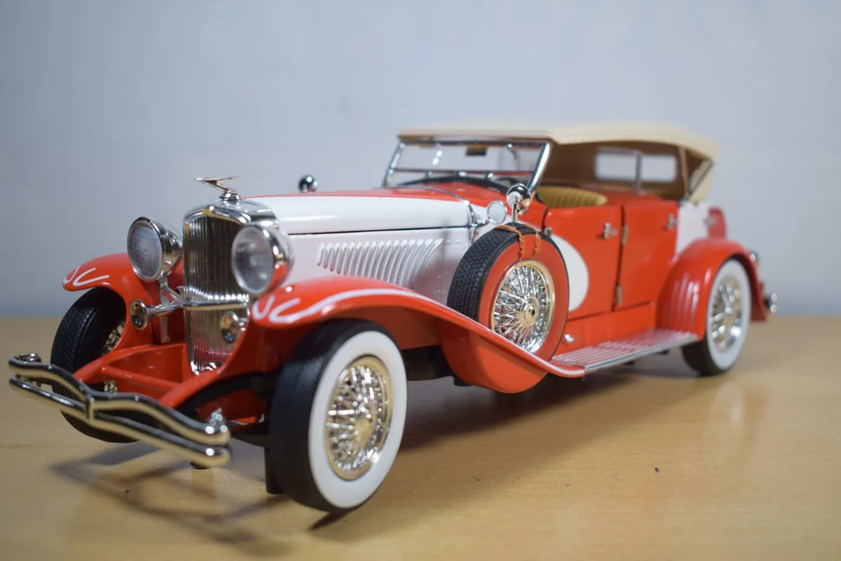 AUTO CLASICO DUESEMBERG II SJ