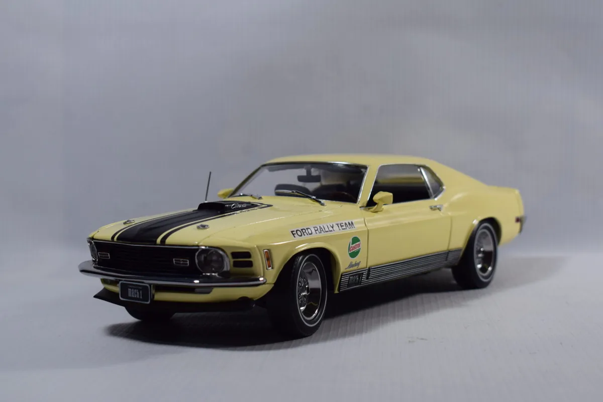 AUTO CLASICO FORD MUSTANG MACH1 1970