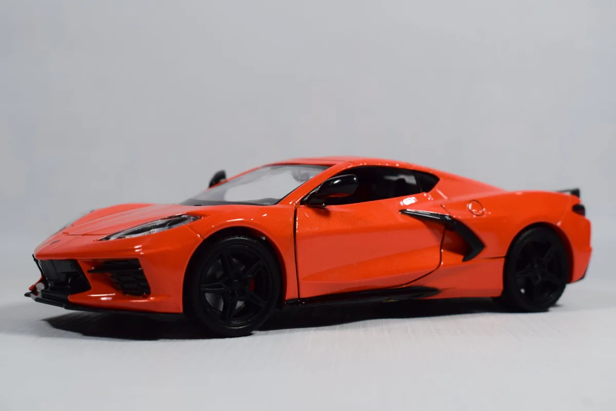 AUTO CORVETTE C8 2020