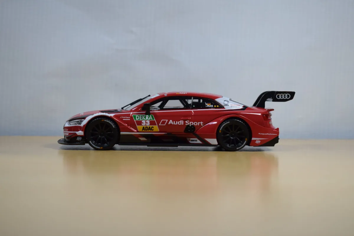 AUTO DE COMPETENCIA AUDI RS 5 DTM 2018 N°33