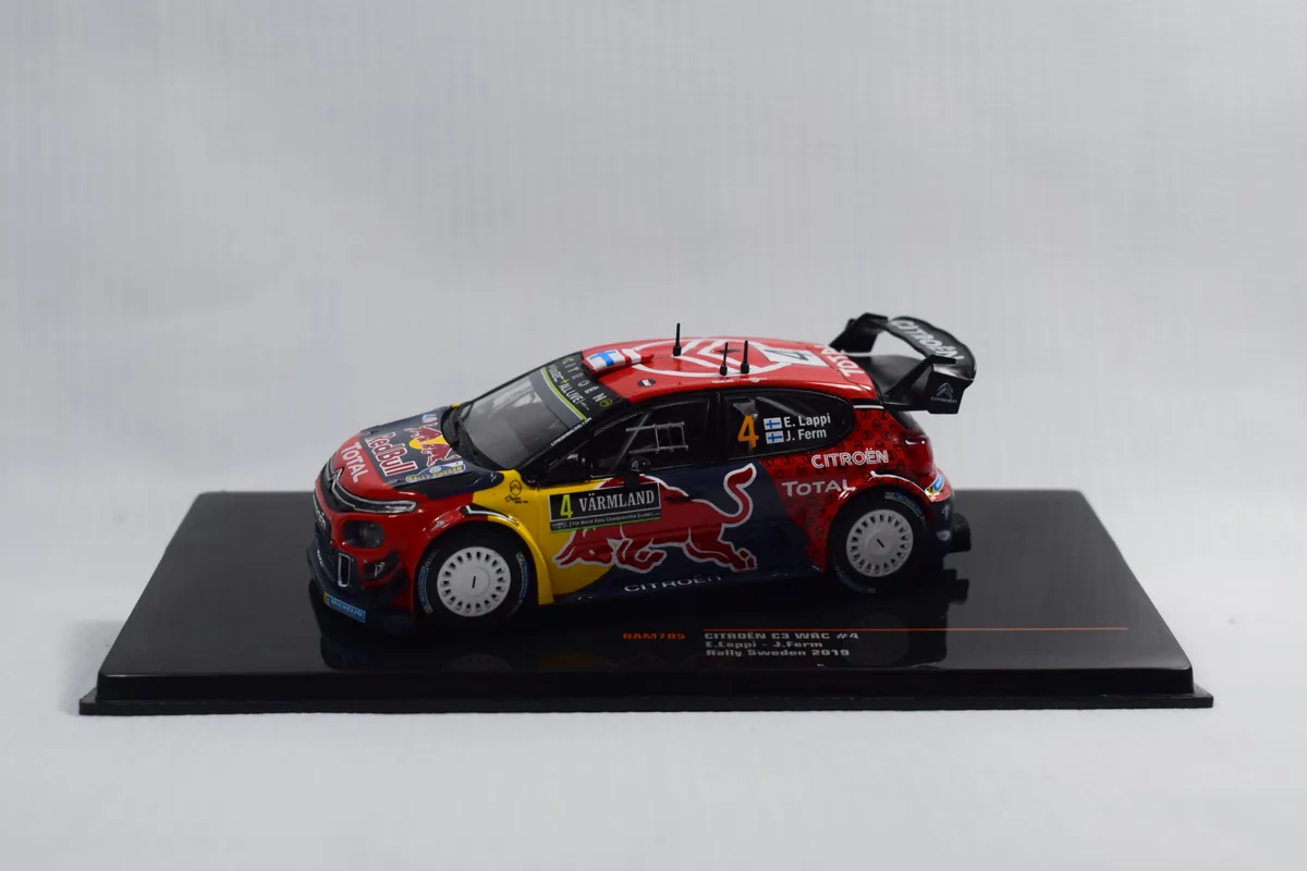 AUTO DE COMPETENCIA CITROEN C3 WRC N°4
