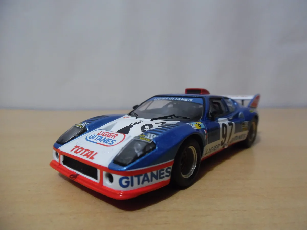AUTO DE COMPETENCIA LIGIER JS2 Nº97