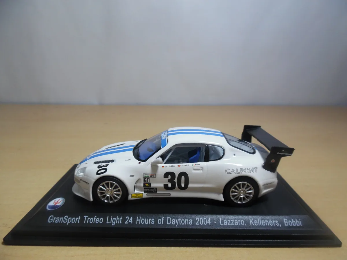 AUTO DE COMPETENCIA MASERATI GRAN SPORT 2004 Nº30