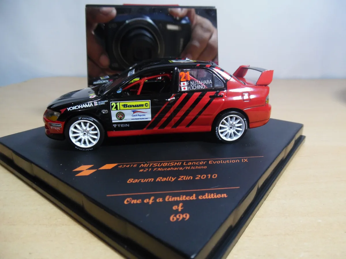 AUTO DE COMPETENCIA MITSUBISHI LANCER EVOLUTION IX Nº21