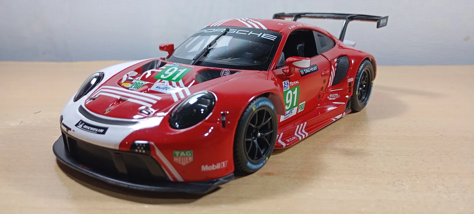 AUTO DE COMPETENCIA PORSCHE 911 RSR LM 2020