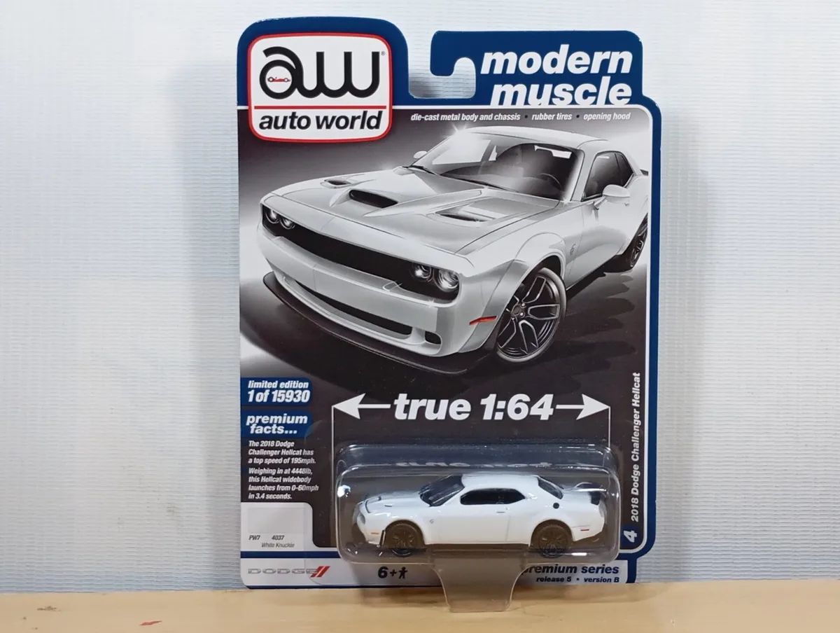 AUTO DODGE CHALLENGER HELICAT 2018