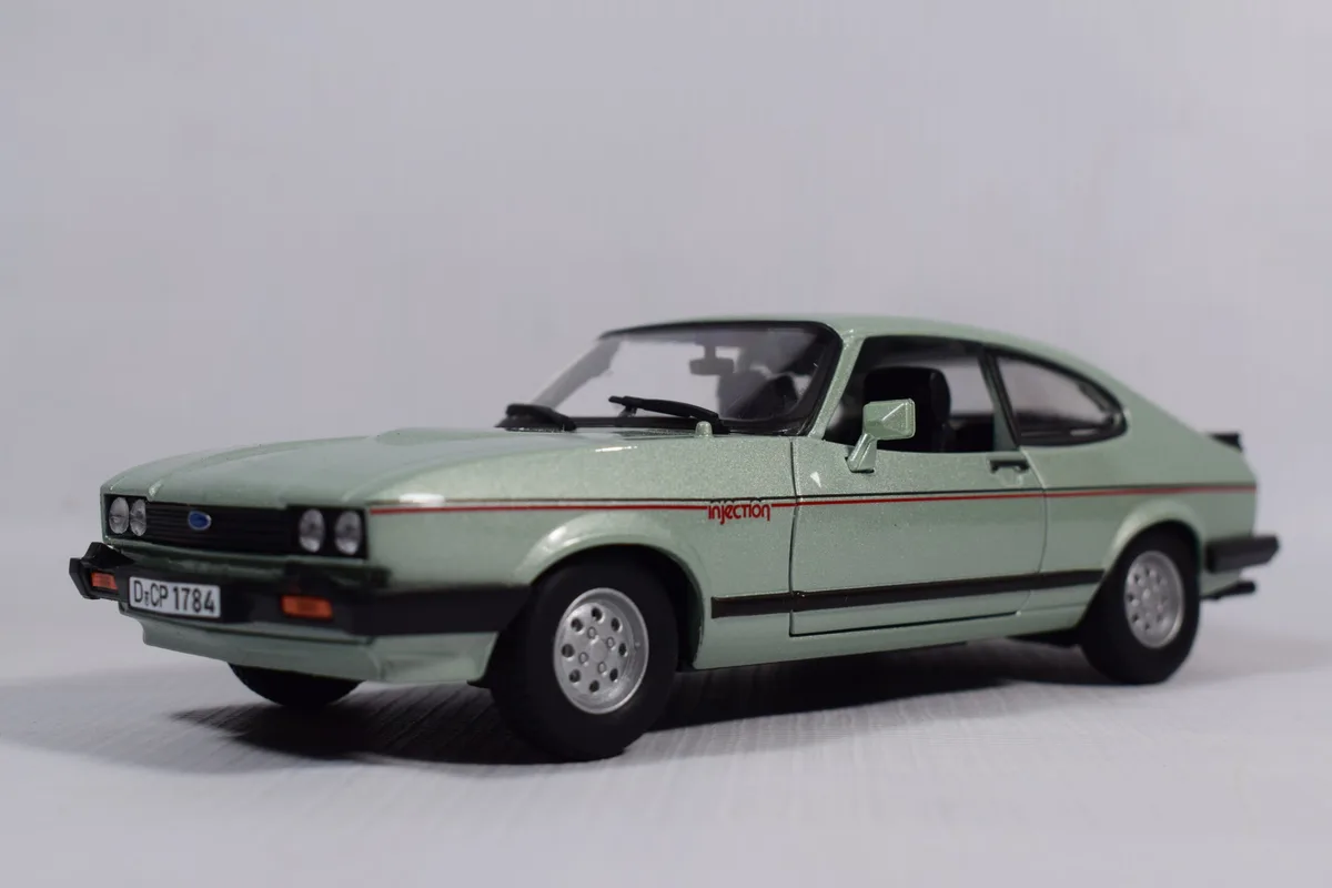  AUTO FORD CAPRI 1973