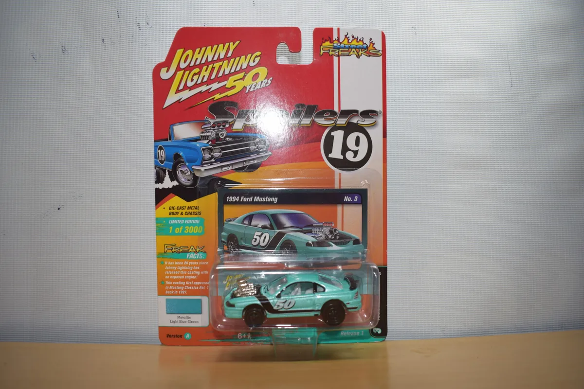 AUTO FORD MUSTANG 1994
