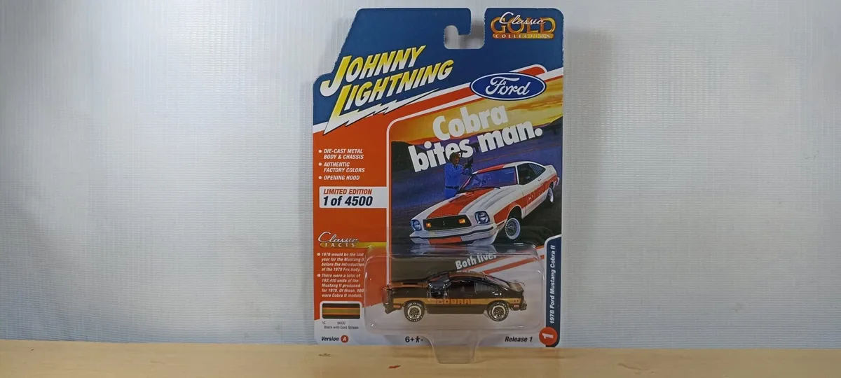 AUTO FORD MUSTANG COBRA II 1978