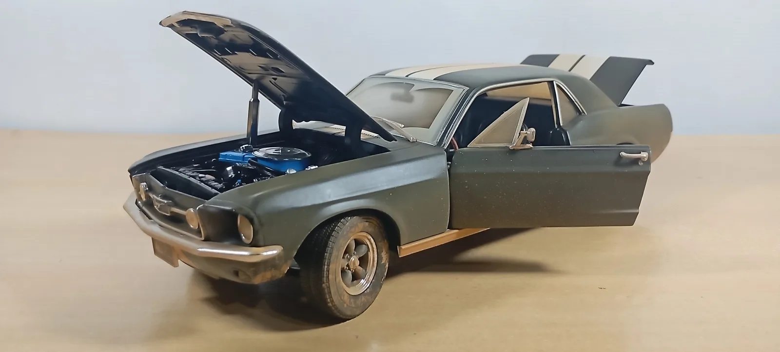 AUTO FORD MUSTANG COUPE 1967 CREED II