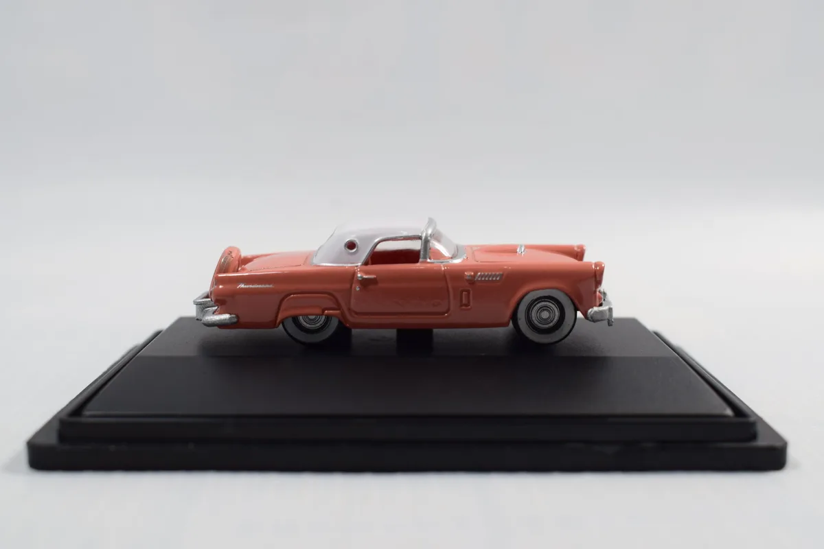  AUTO FORD THUNDERBIRD HARDTOP