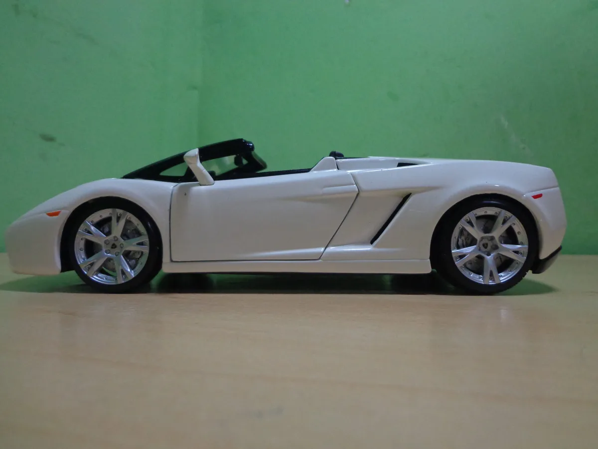 AUTO LAMBORGHINI GALLARDO SPIDER