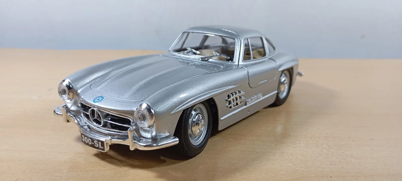 AUTO MERCEDES BENZ 300 SL 1954