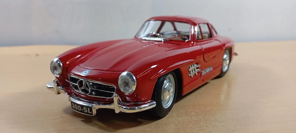 AUTO MERCEDES BENZ 300SL