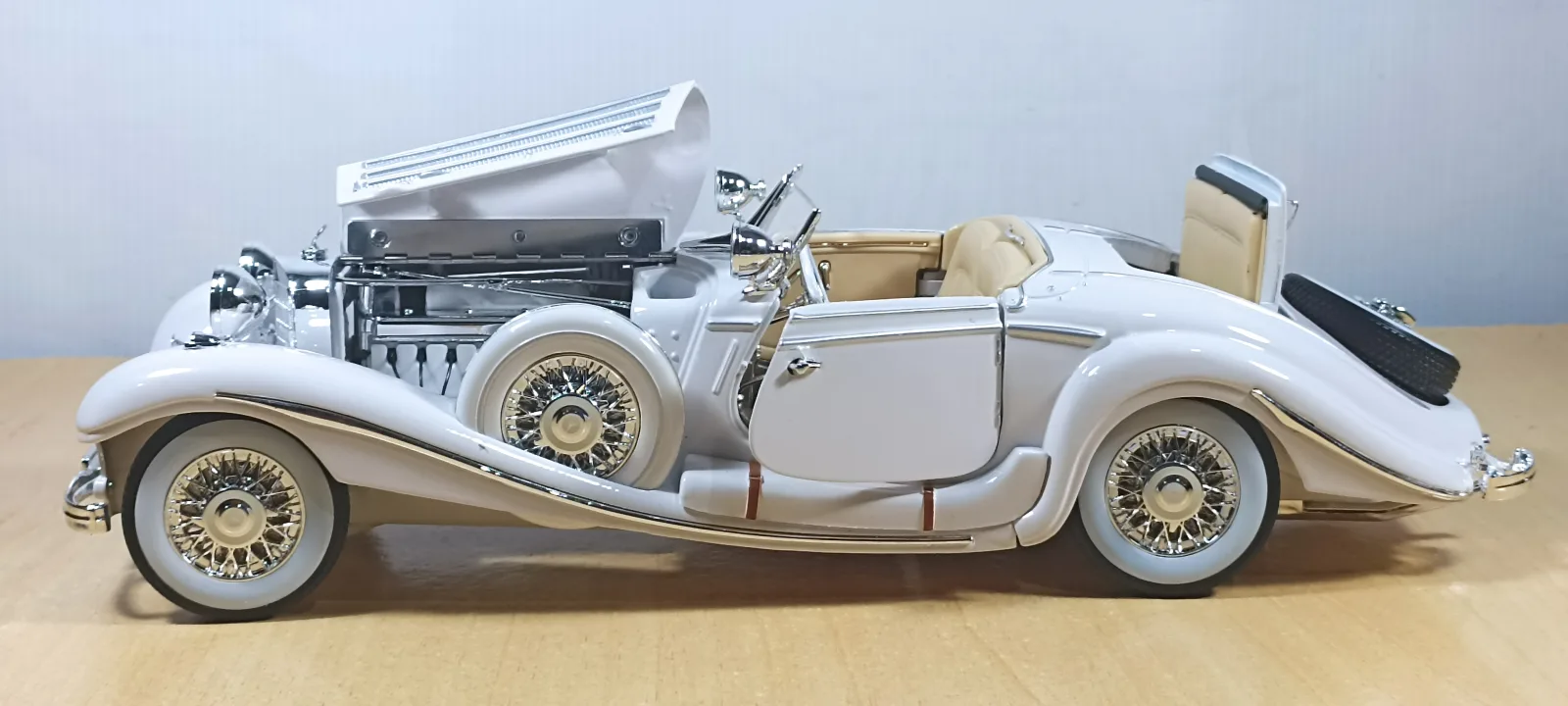 AUTO MERCEDES BENZ 500K TIPO SPECIAL ROASTER 1936