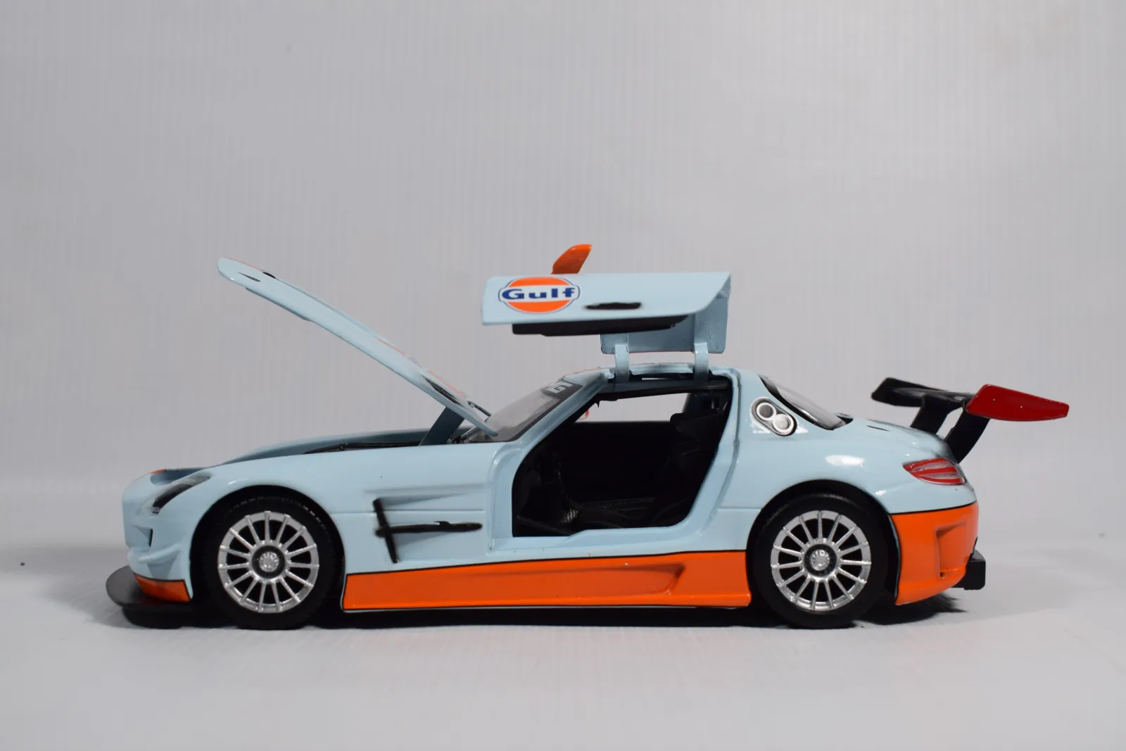 AUTO MERCEDES BENZ SLS AMG GT3 GULF