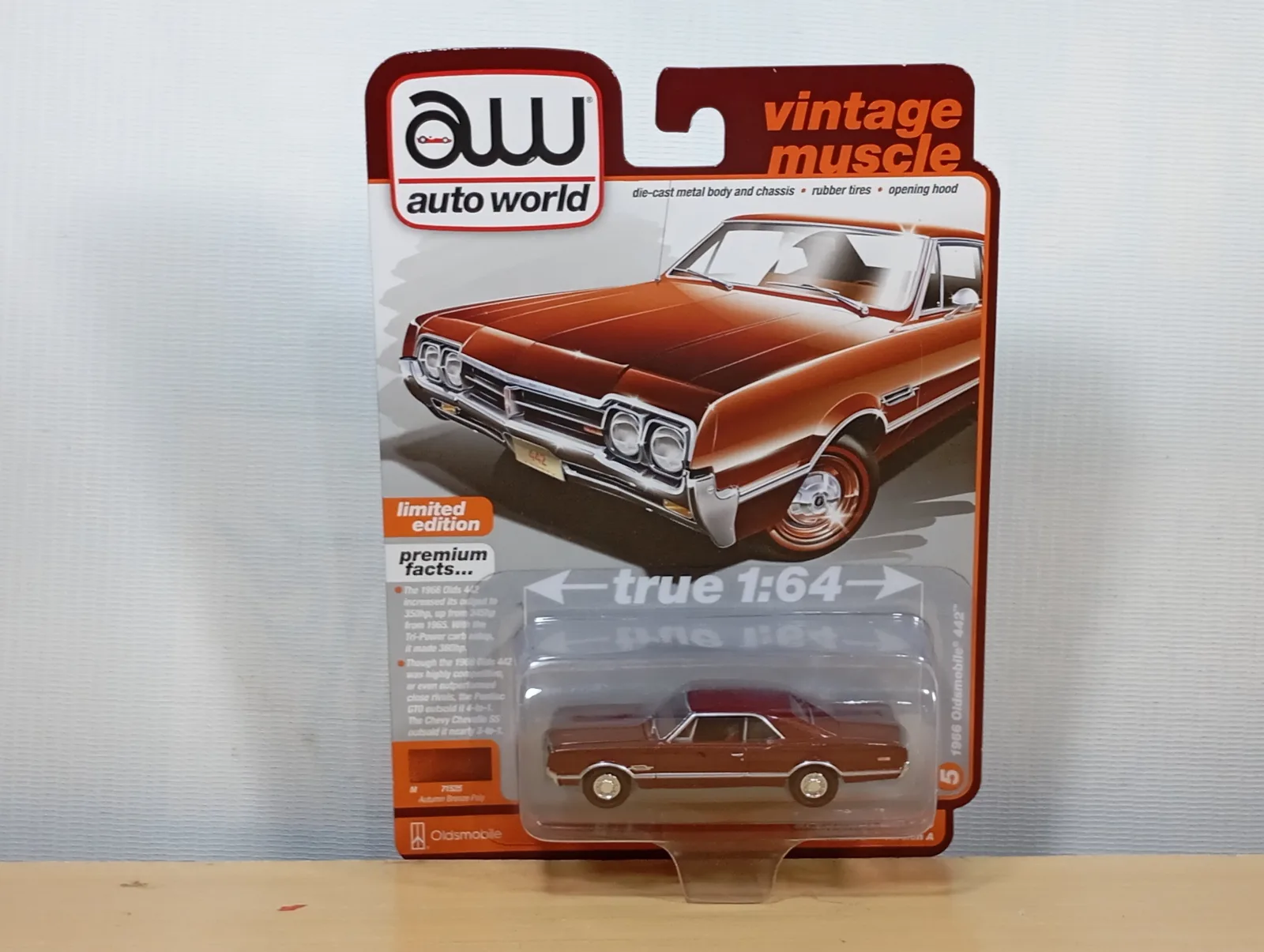 AUTO OLDSMOBILE 442 1966