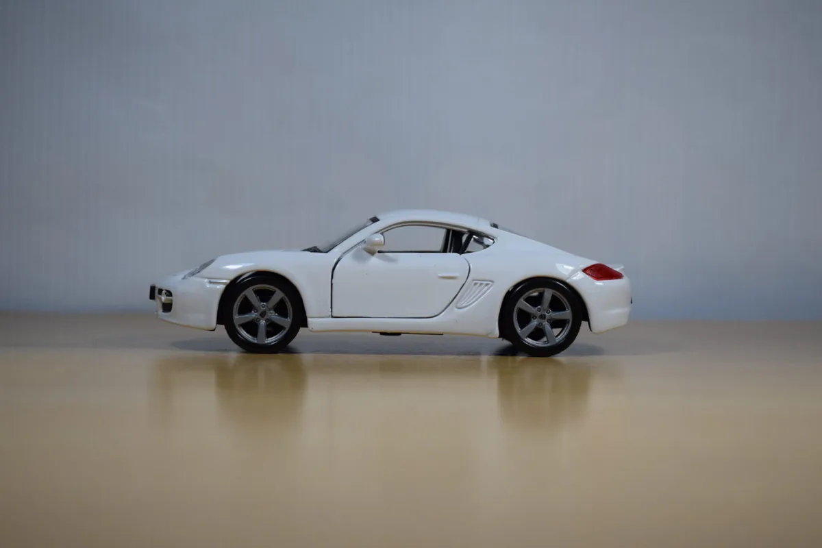 AUTO PORSCHE CAYMAN COUPE 2007
