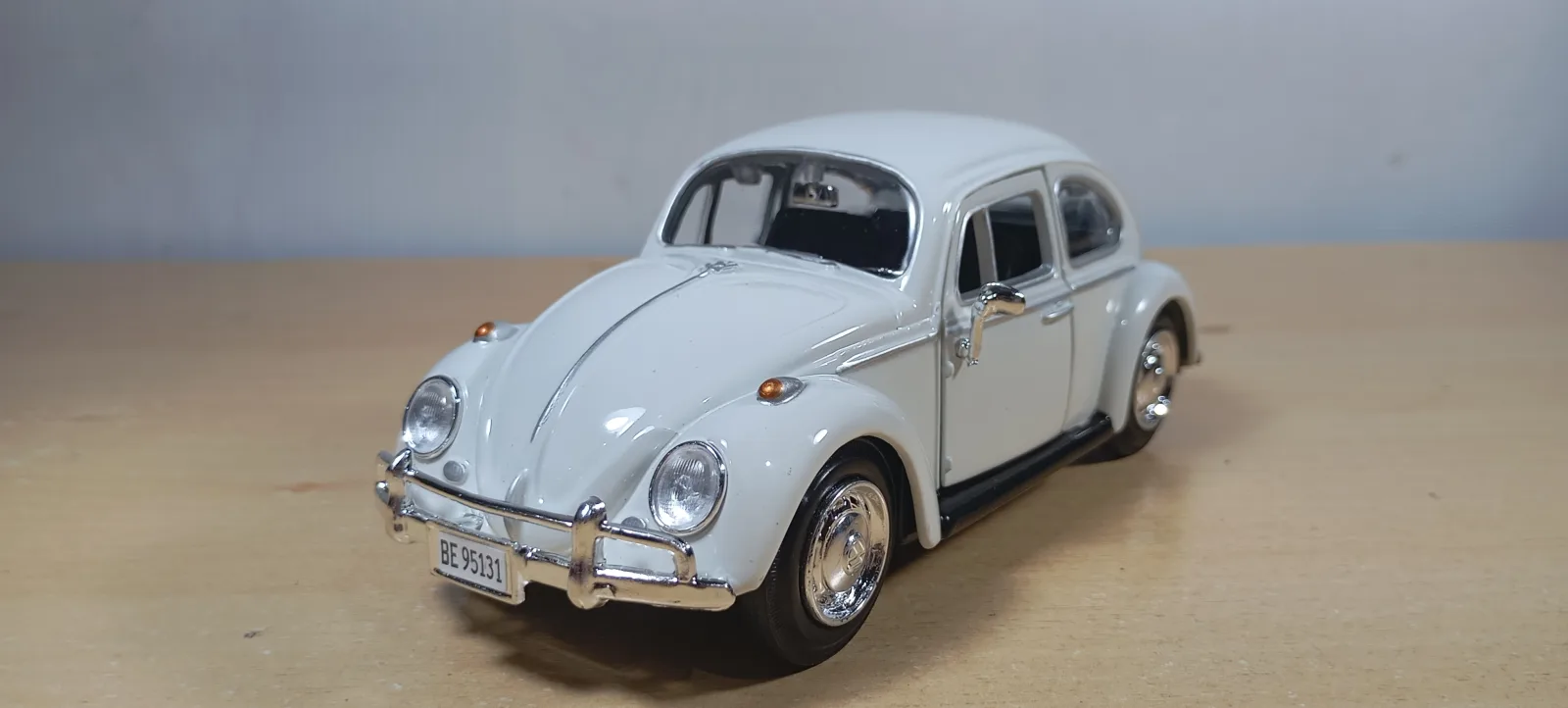AUTO VOLKSWAGEN BEETLE 1966 DE JAMES BOON 007