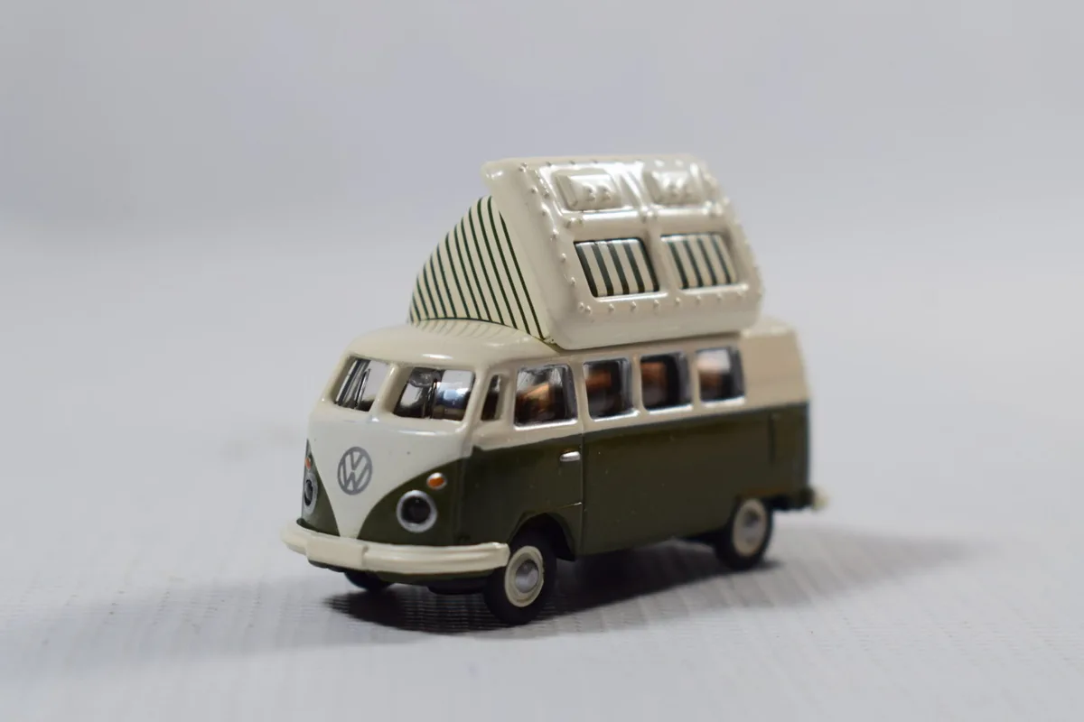 AUTO VOLKSWAGEN T1 CAMPER BUS