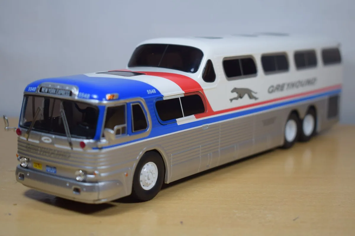 AUTOBUS GREYHOUD SCENICRUISER 1956