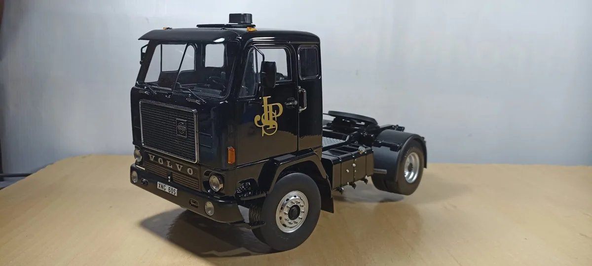  CABEZA TRACTORA VOLVO F89