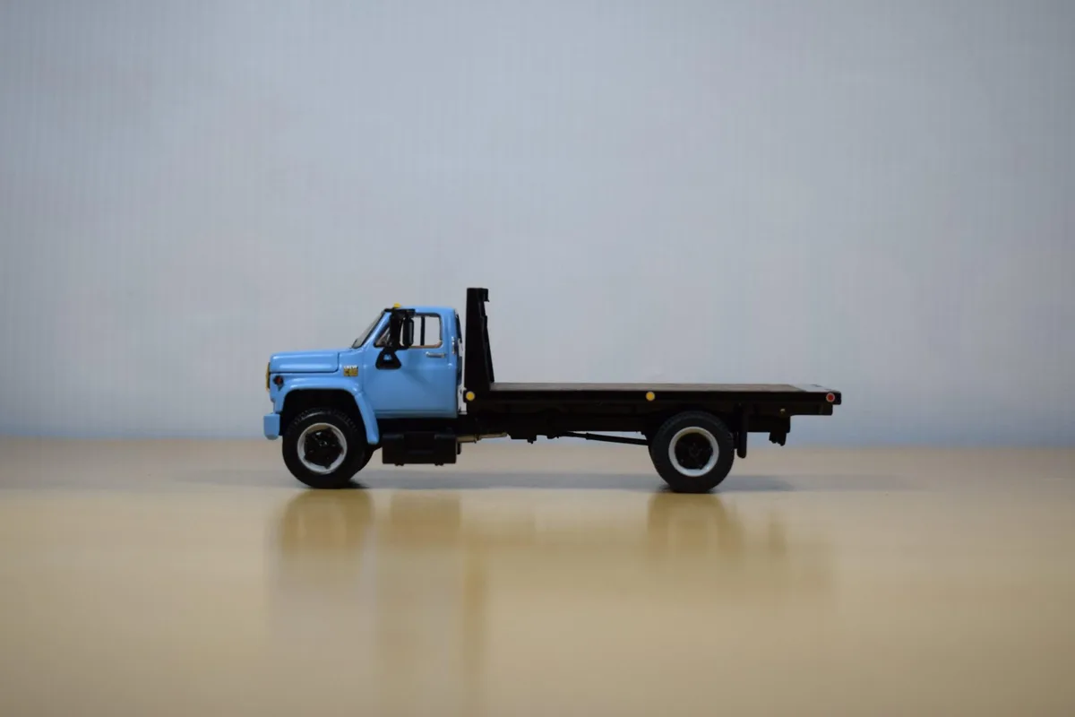 CAMION DE PLATAFORMA PLANA CHEVROLET C-65