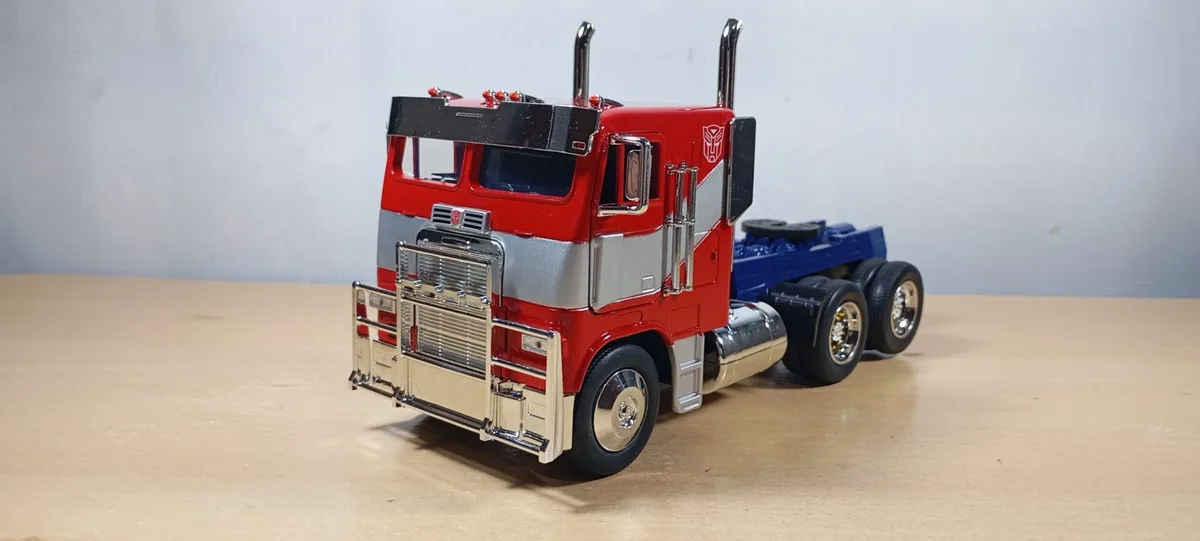 CAMION OPTIMUS PRIME