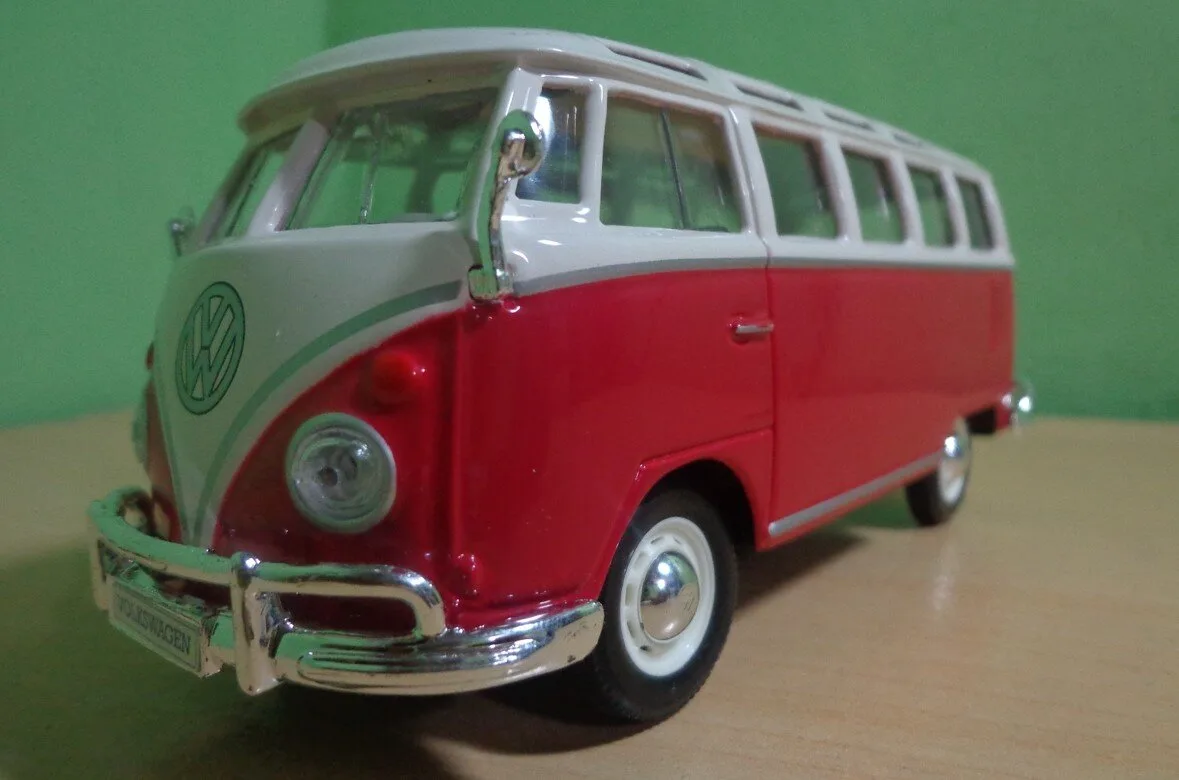 COMBI VOLKSWAGEN VAN SAMBA