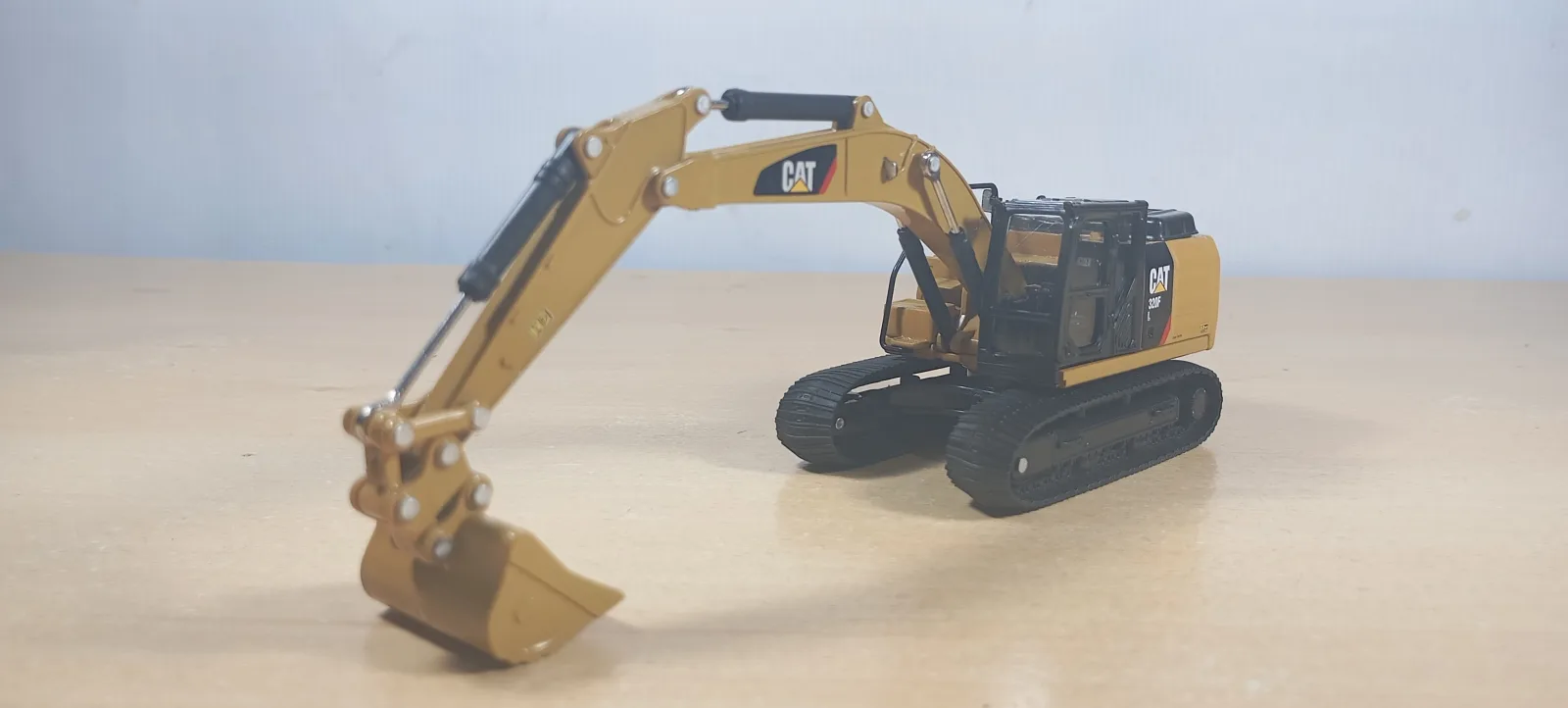 EXCAVADORA HIDRAULICA CAT 320FL