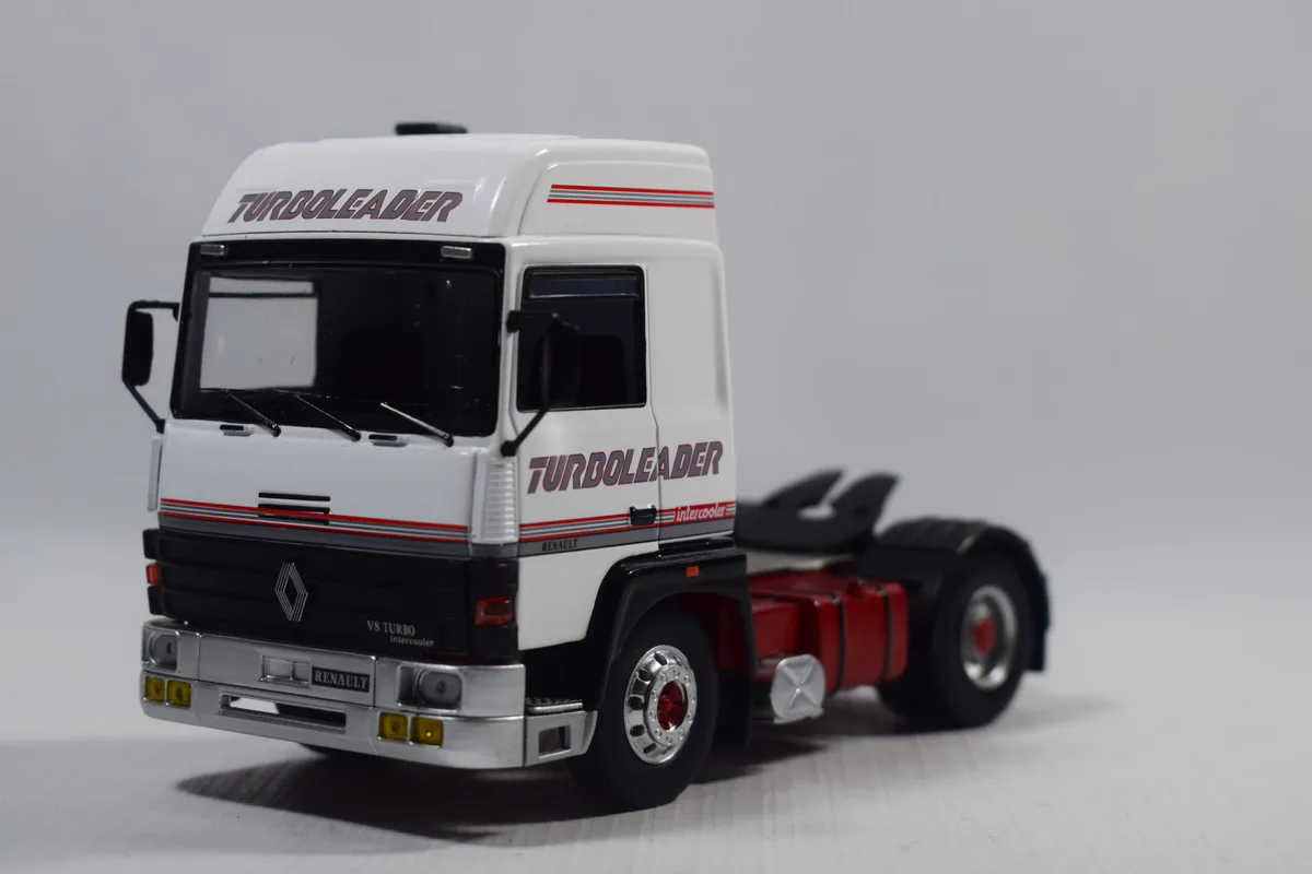 TRACTO RENAULT R370 1987