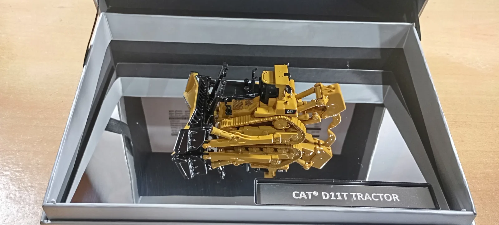 TRACTOR ORUGA BULDOZER CAT D11T