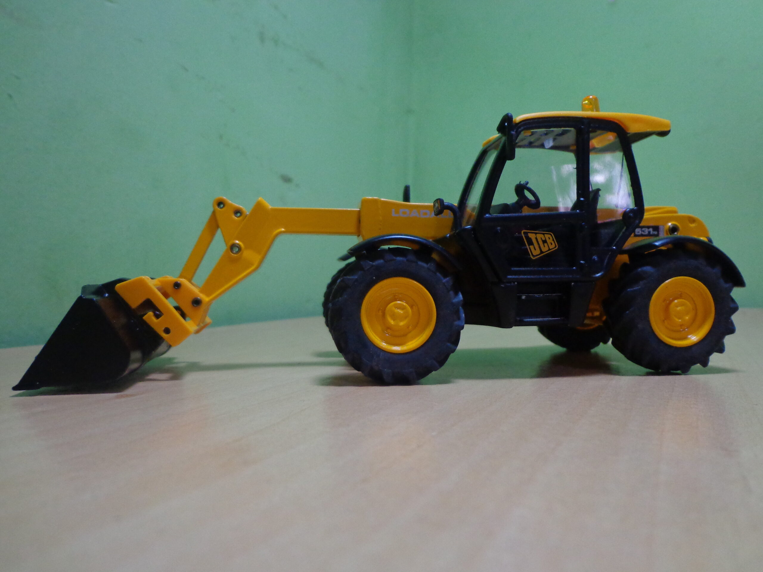 CARGADOR TELESCOPICO JCB 531-70