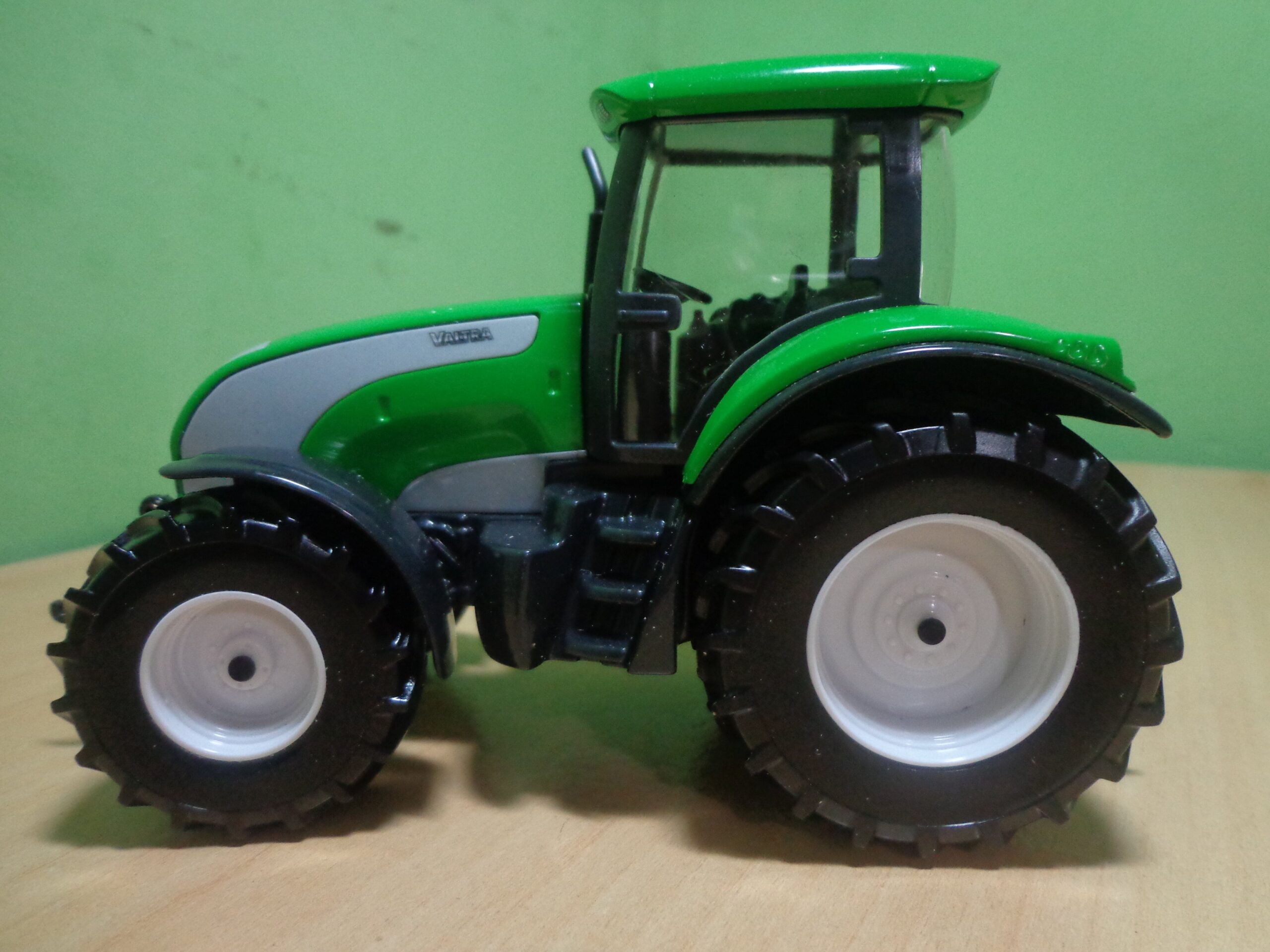 TRACTOR AGRICOLA VALTRA S SERIES - Imagen 3