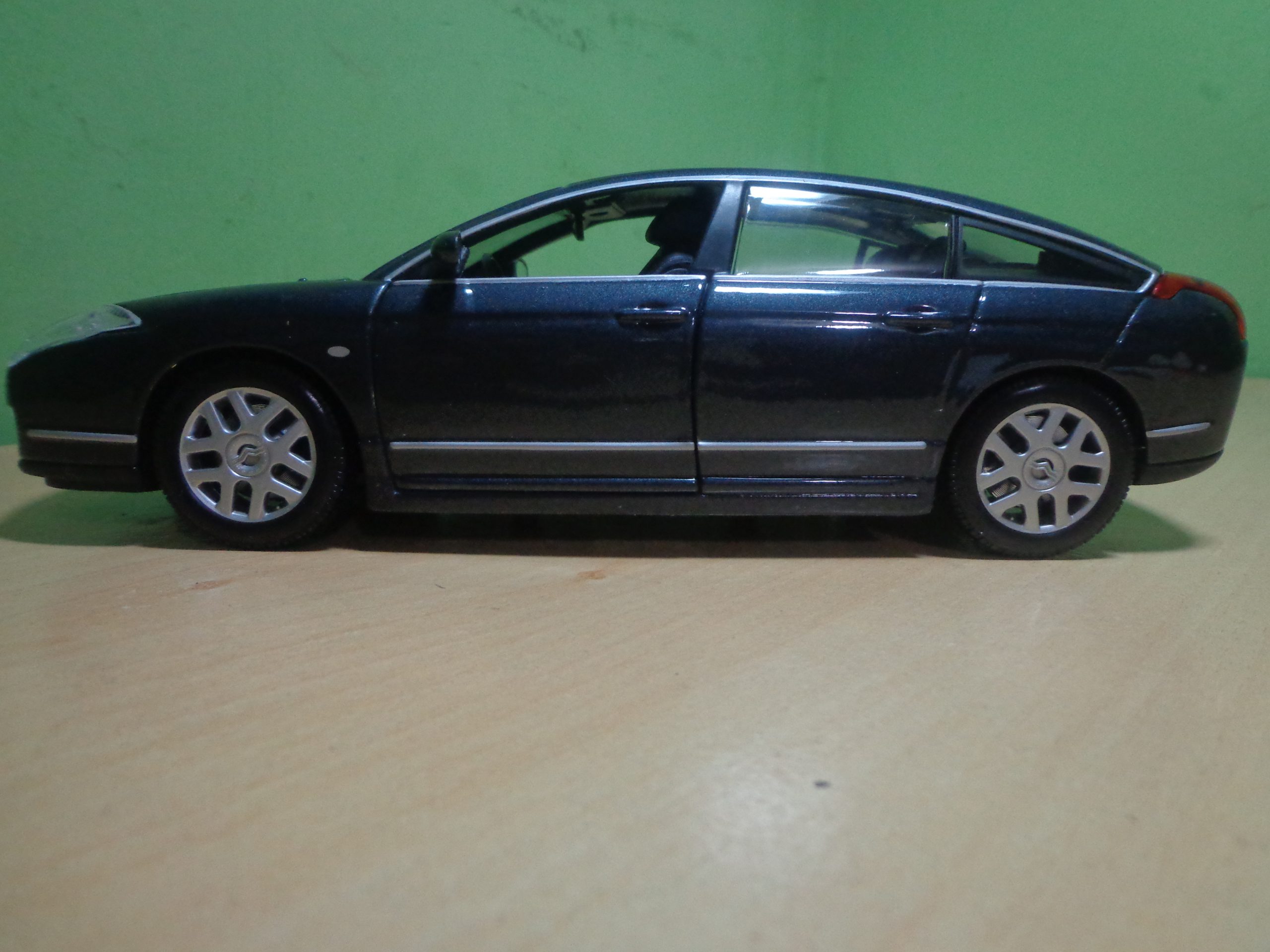 AUTO CITROEN C6