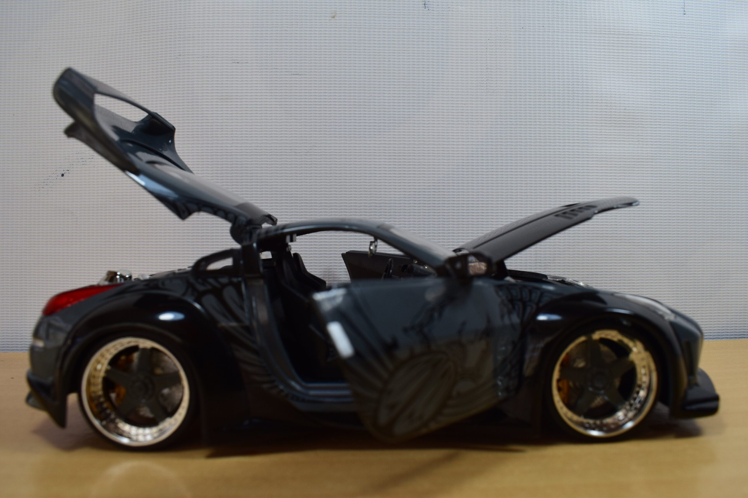 AUTO NISSAN 350Z DK’S DE LOS RAPIDOS Y FURIOSOS - Imagen 6