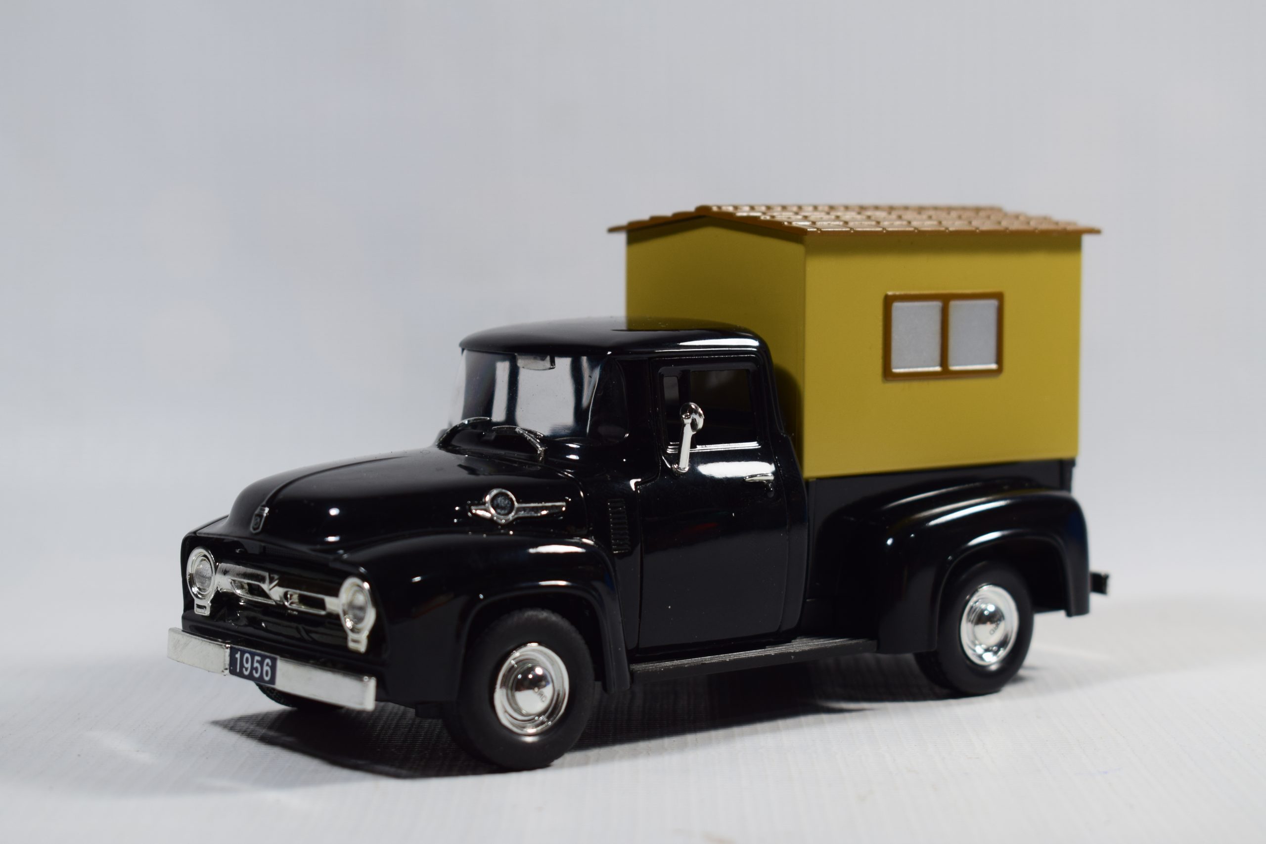 CAMIONETA CAMPESTRE FORD F-100 1956