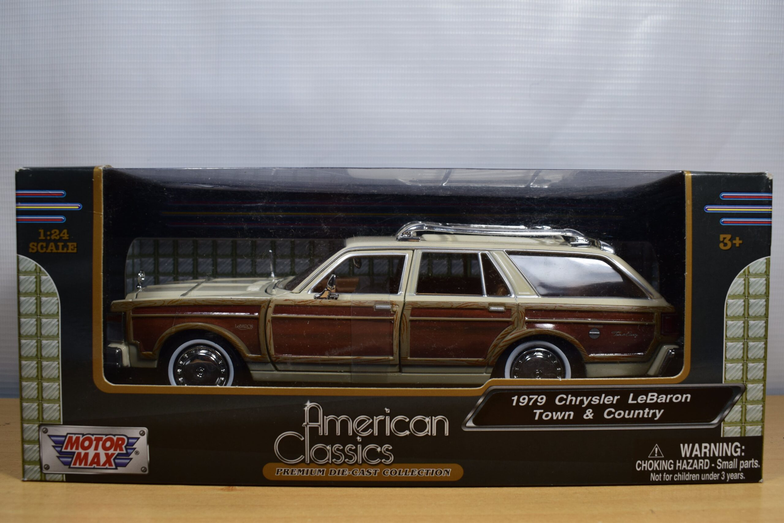 AUTO CLASICO CHRYSLER LE BARON TOWN & COUNTRY - Imagen 2