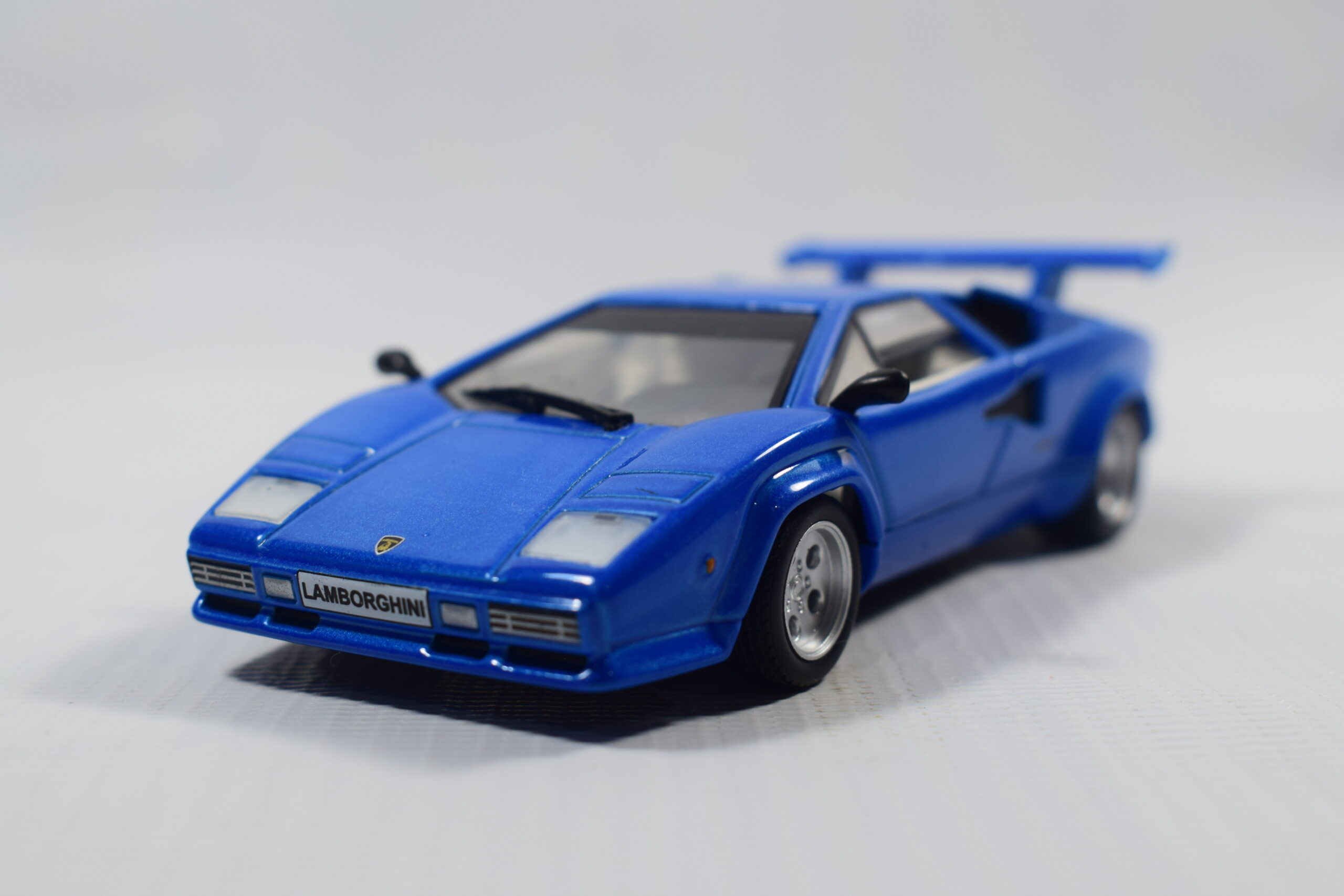 AUTO LAMBORGHINI COUNTACH LP400 S 1978 - Imagen 4