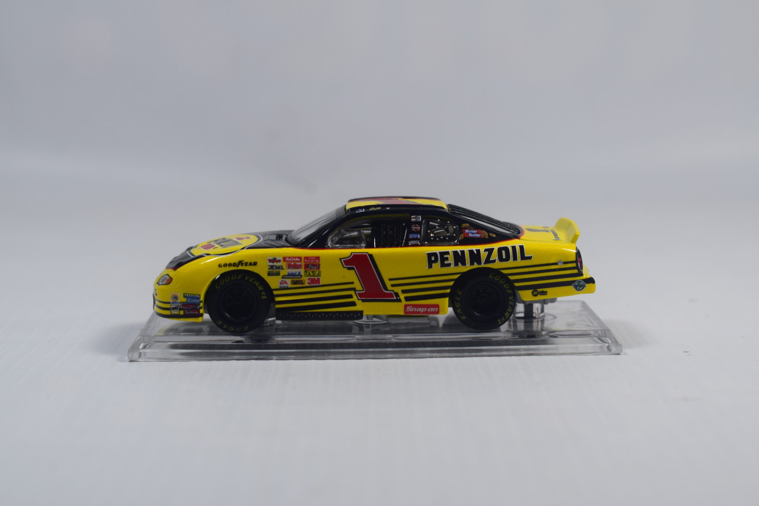 AUTO DE COMPETENCIA EN FILTRO DE PENNZOIL N°1 - Imagen 3