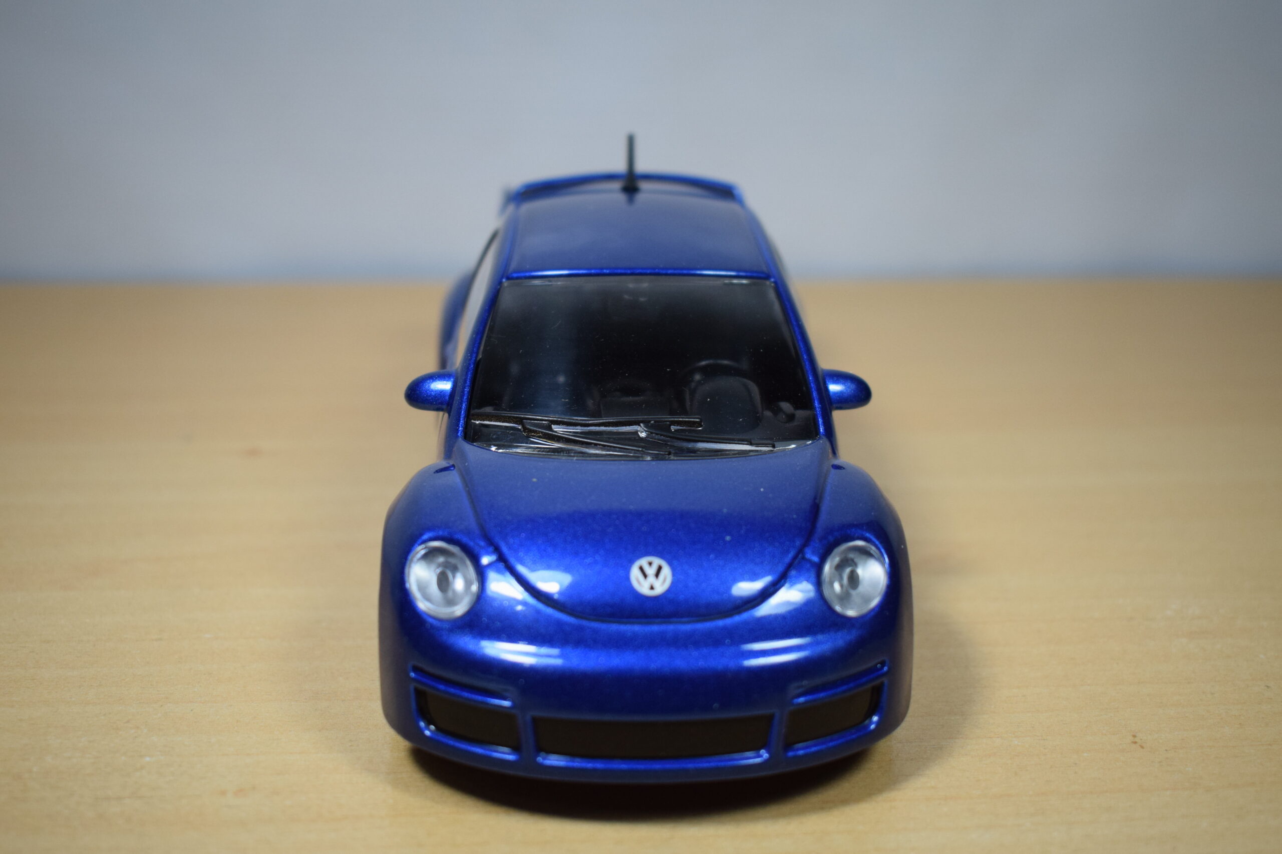 AUTO VOLKSWAGEN NEW BEETLE RSI - Imagen 5