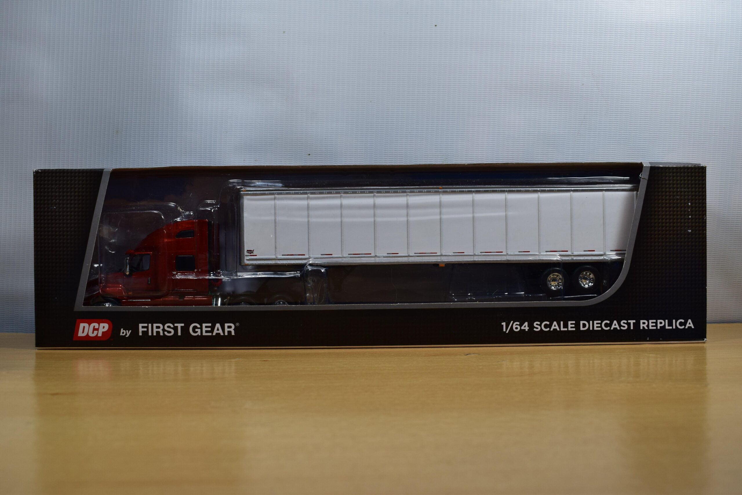 CAMION CONTEINER INTERNATIONAL LT - Imagen 2