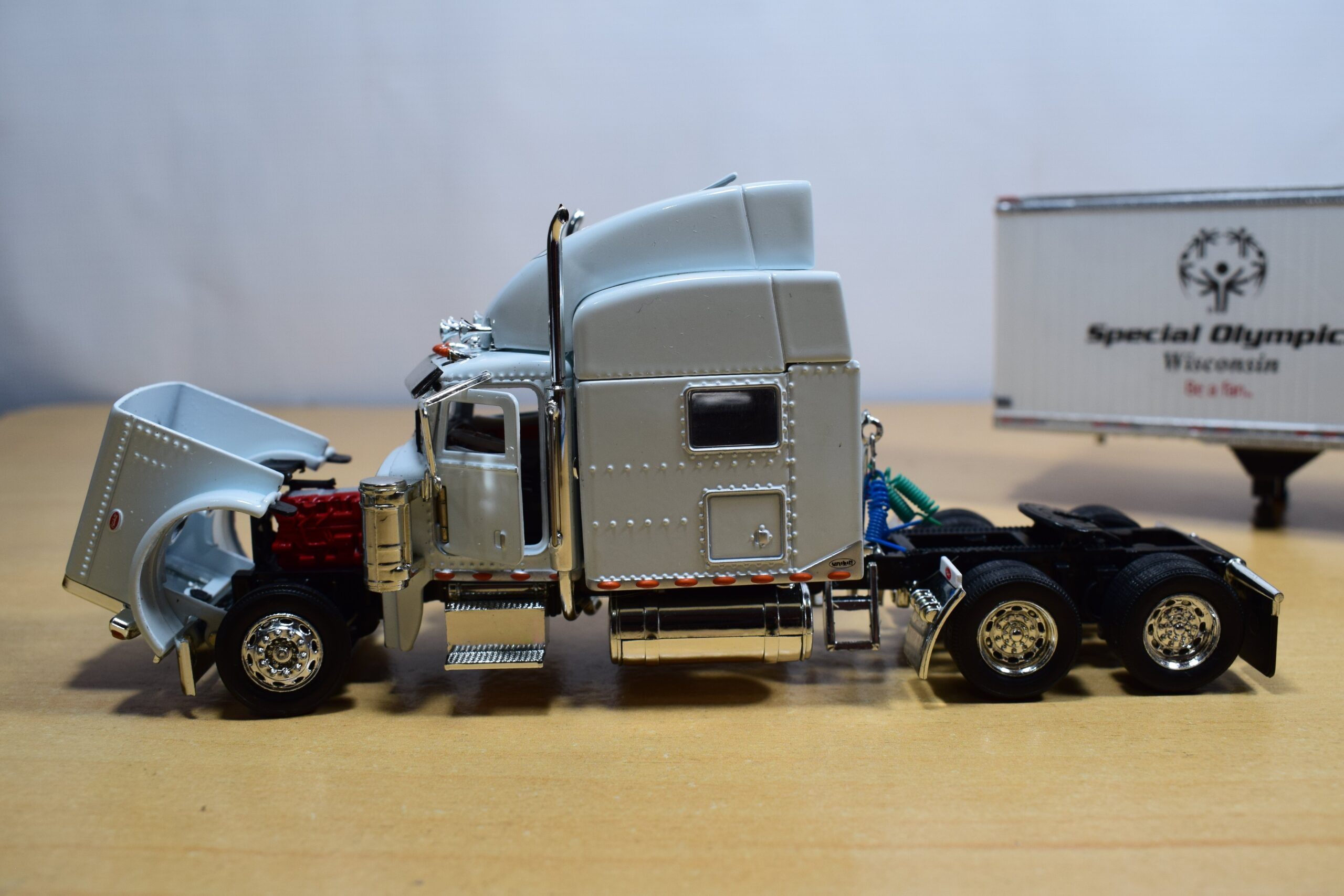 CAMION CONTEINER PETERBILT 389 - Imagen 6