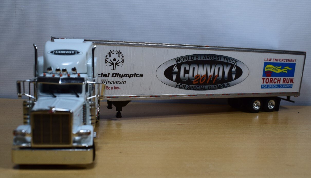 CAMION CONTEINER PETERBILT 389