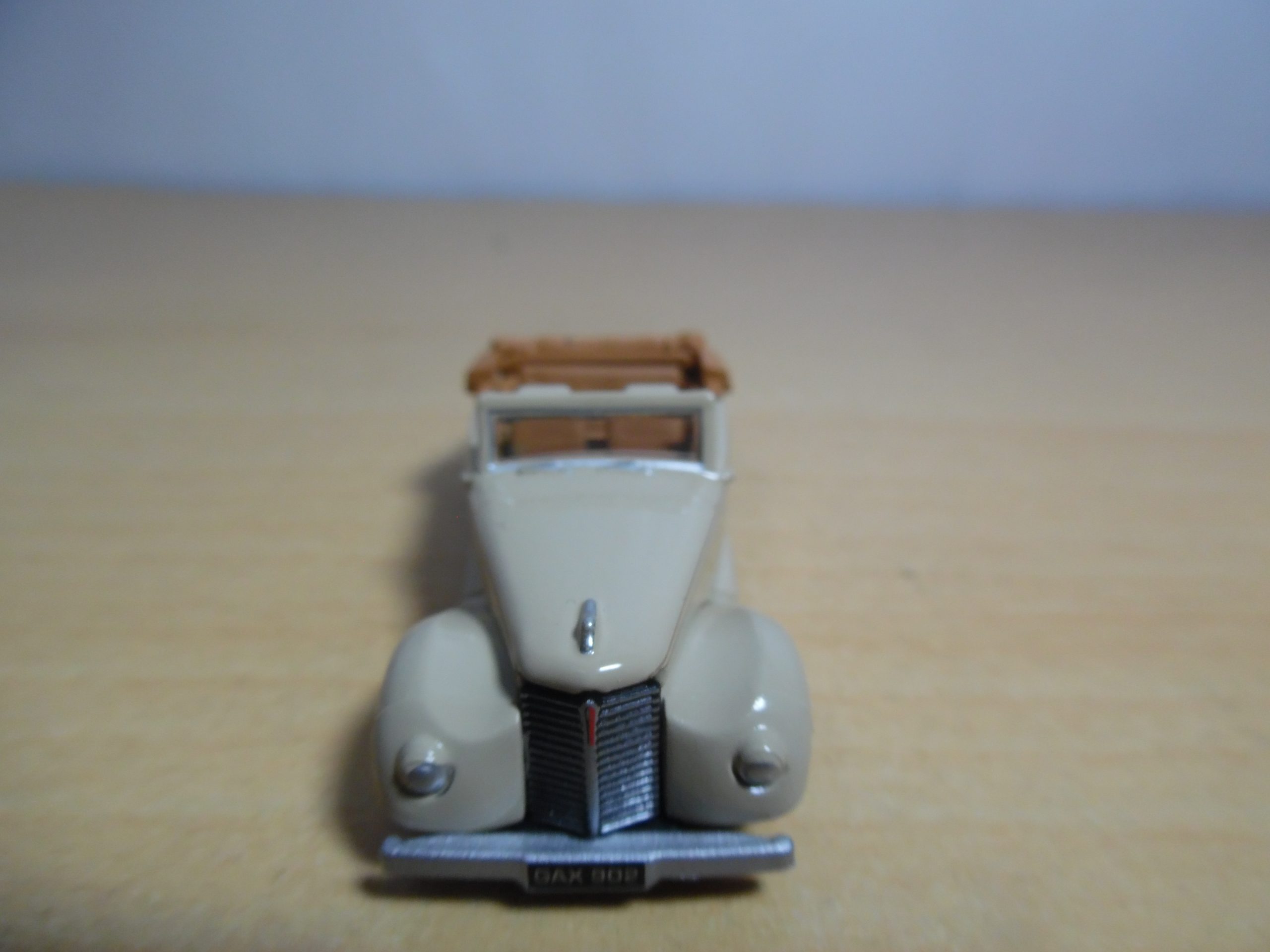 AUTO CLASICO ARMSTRONG SIDDE HURRICANE - Imagen 3