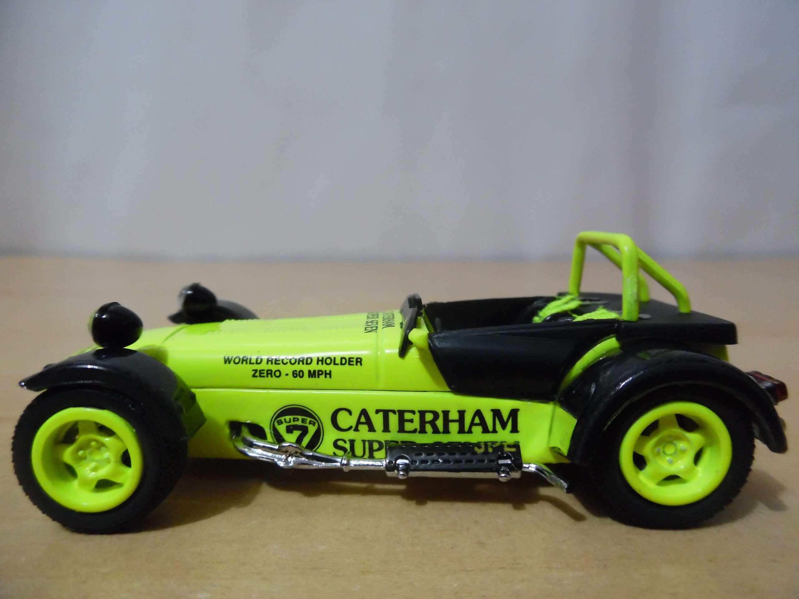 AUTO DE COMPETENCIA CATERHAM SUPER SEVEN Nº7